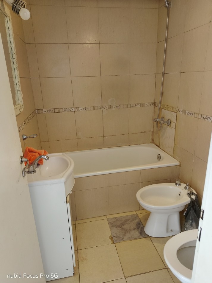 DEPARTAMENTO DE 2 AMBIENTES CON COCHERA EN MUÑIZ