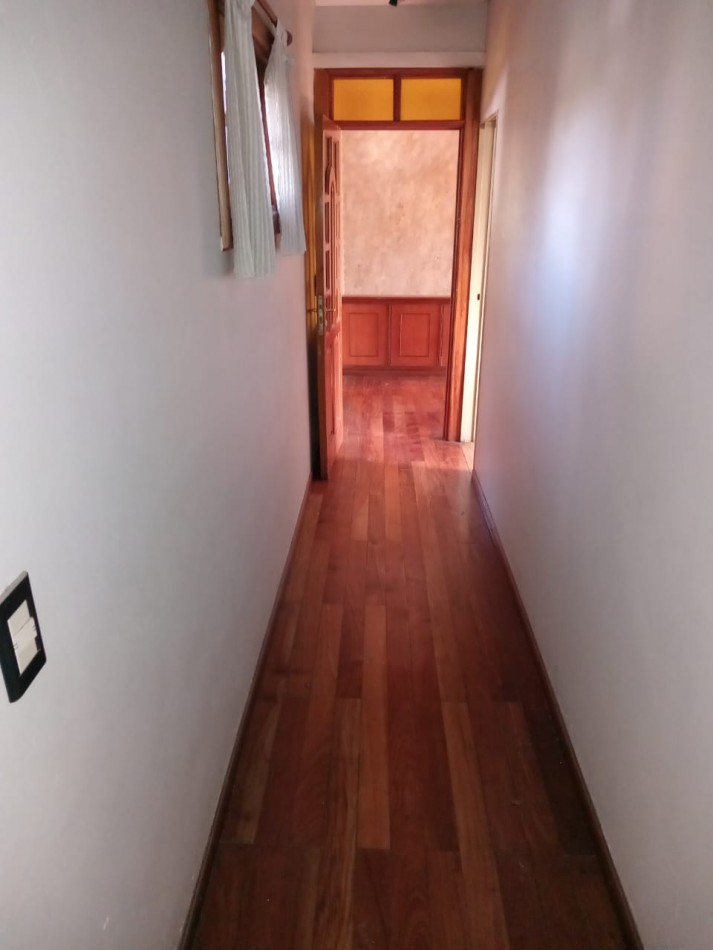 CASA EN BELLA VISTA DE 4 AMBIENTES CON PILETA