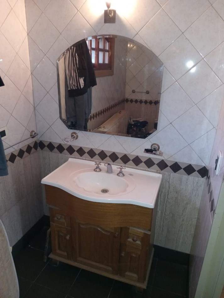 CASA EN BELLA VISTA DE 4 AMBIENTES CON PILETA