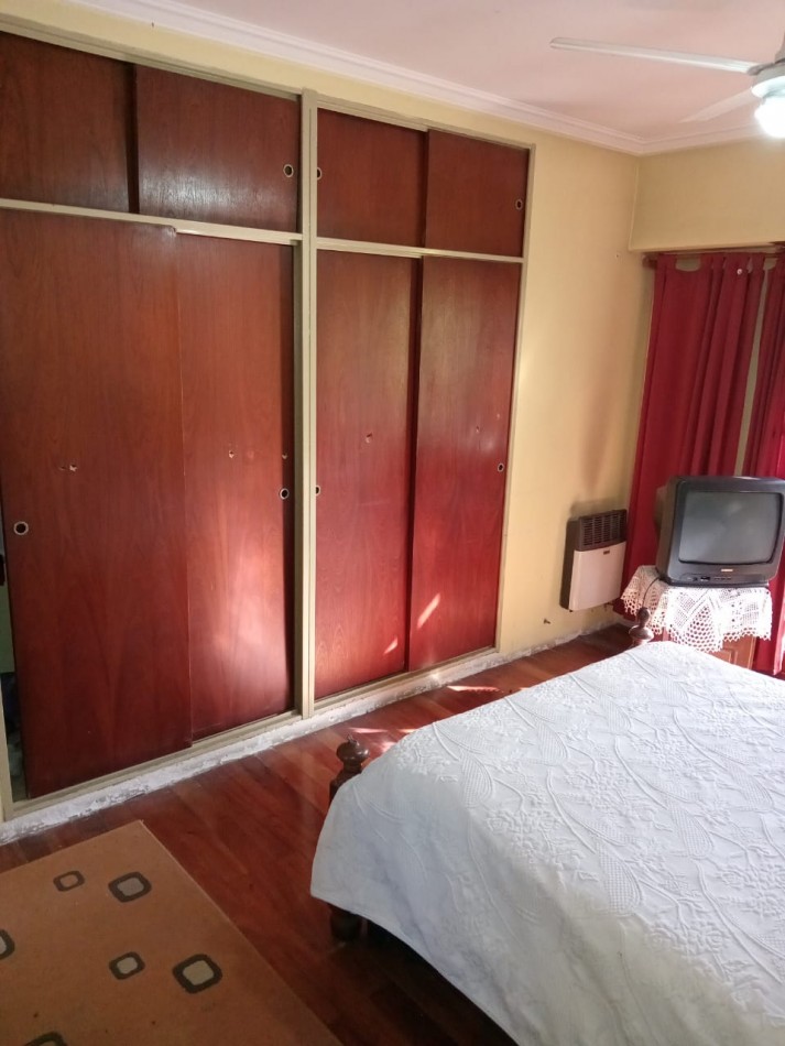 CASA EN BELLA VISTA DE 4 AMBIENTES CON PILETA