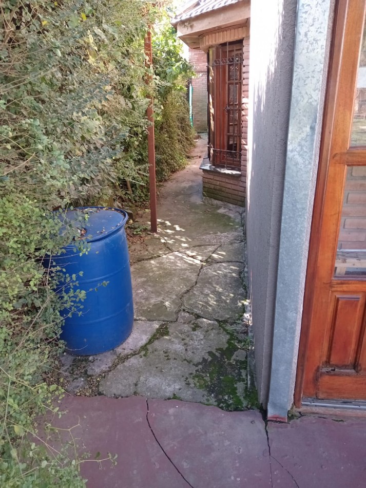 CASA EN BELLA VISTA DE 4 AMBIENTES CON PILETA