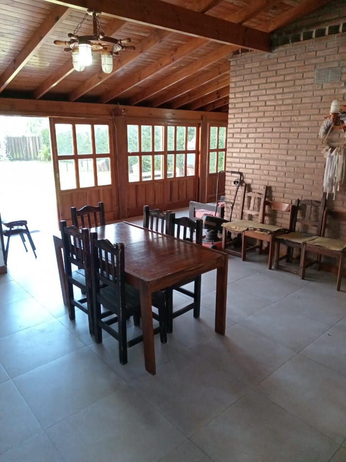 CASA EN BELLA VISTA DE 4 AMBIENTES CON PILETA
