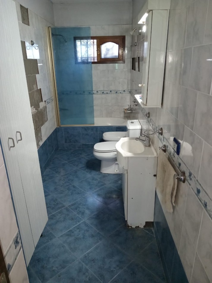 CASA EN BELLA VISTA DE 4 AMBIENTES CON PILETA