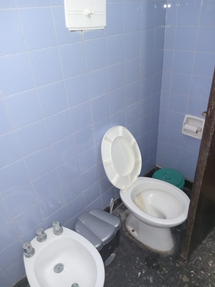 CASA EN ALQUILER EN ADOLFO SOURDEAUX
