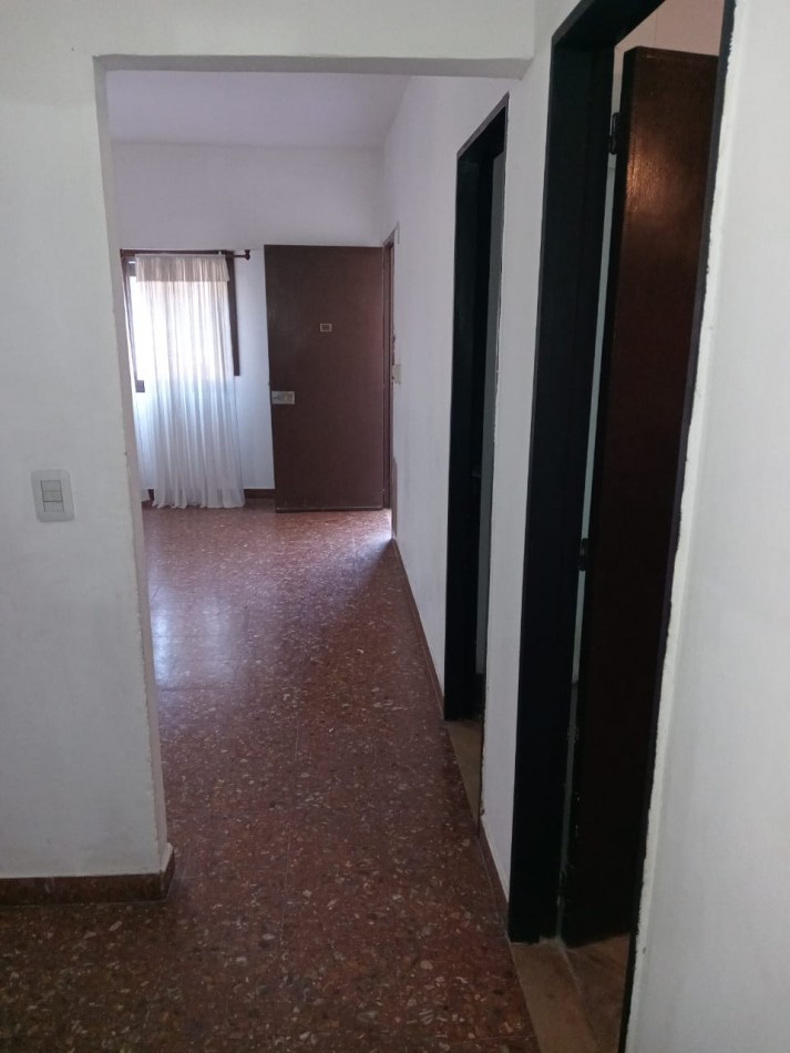 CASA EN ALQUILER EN ADOLFO SOURDEAUX