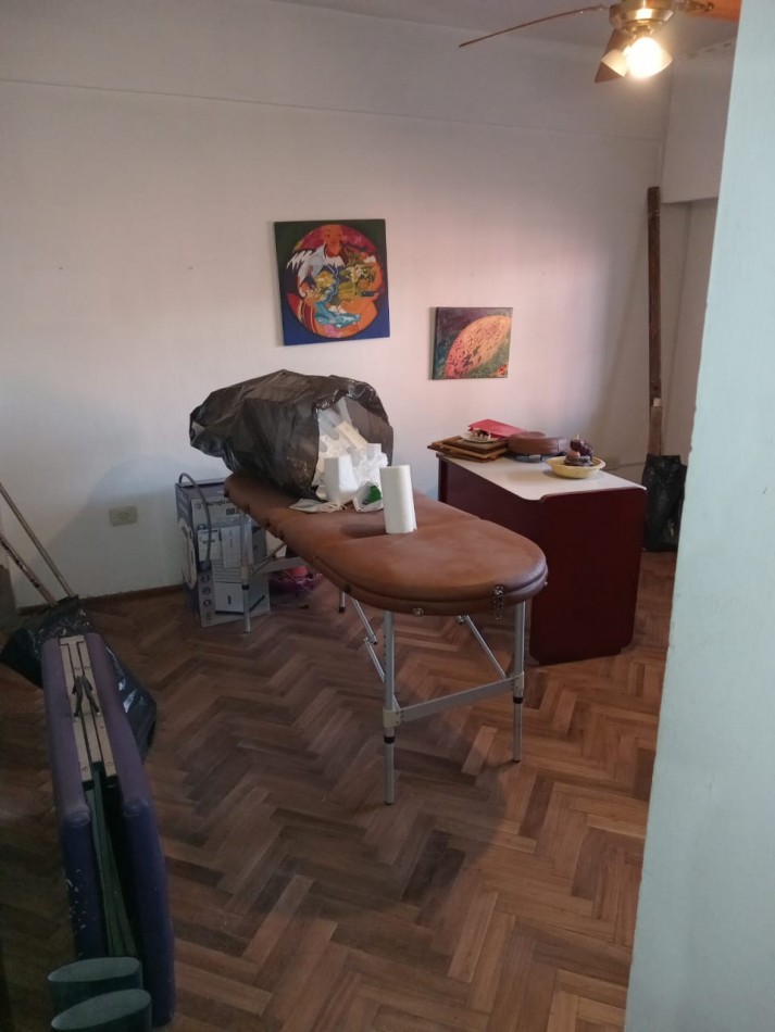 CASA EN ALQUILER EN ADOLFO SOURDEAUX