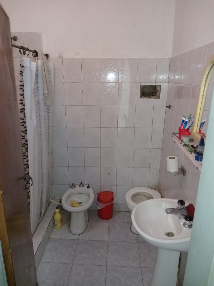 CASA DE 3 AMBIENTES EN EL TALAR