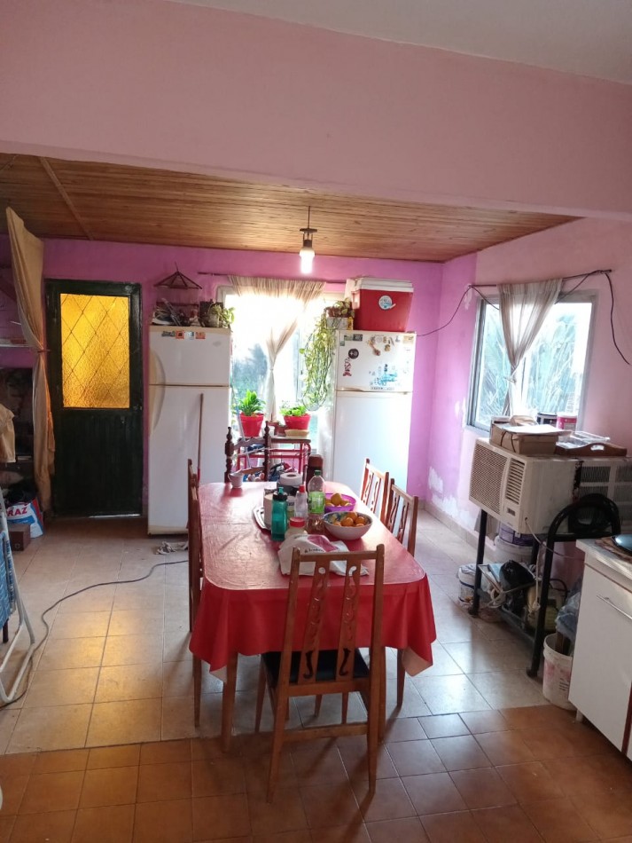 CASA DE 3 AMBIENTES EN EL TALAR