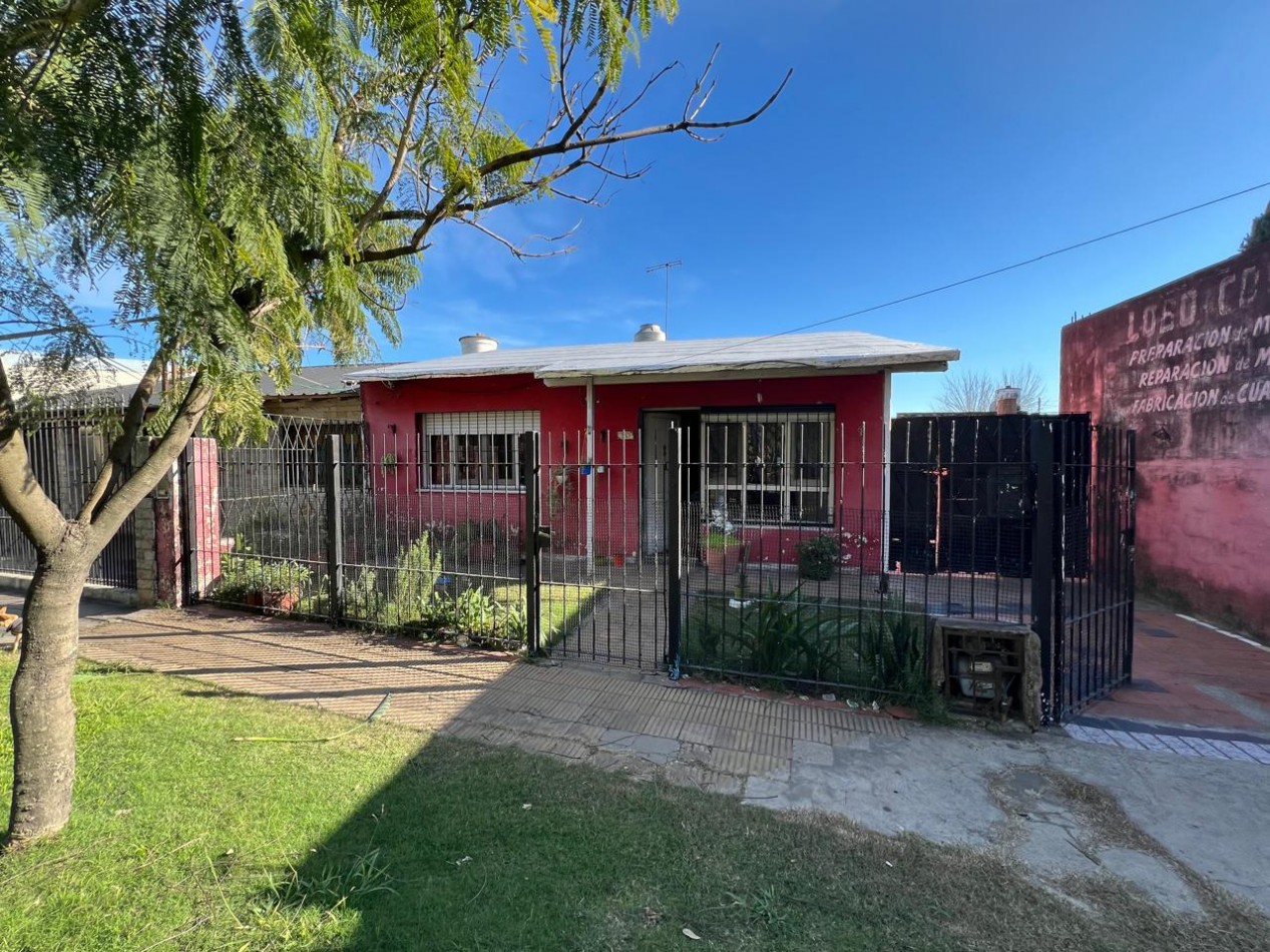 CASA EN VENTA SOBRE RUTA 202