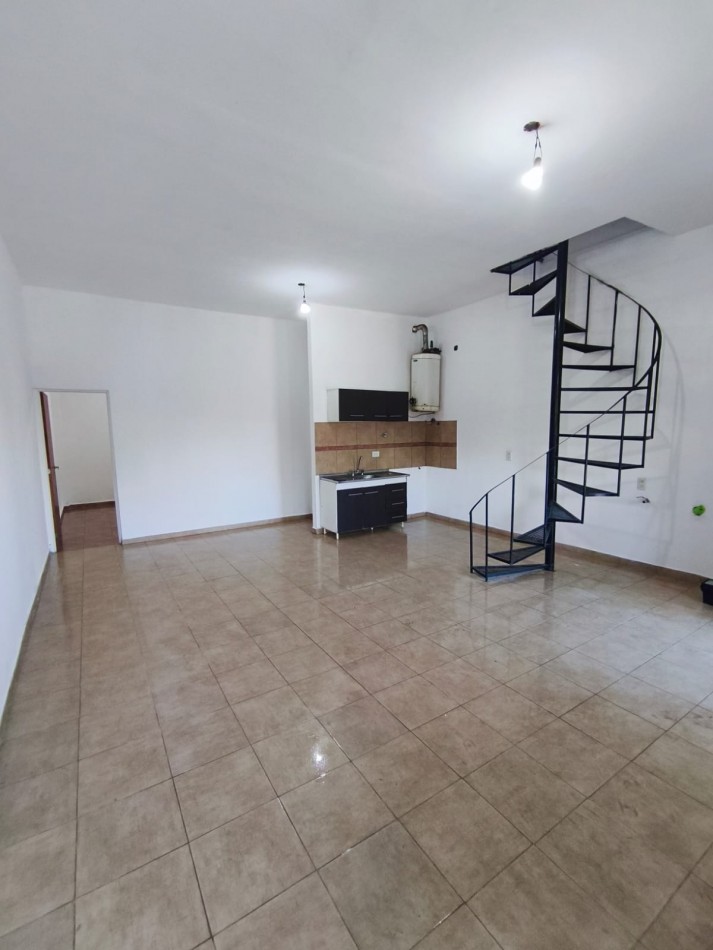 DEPARTAMENTO DE 4 AMBIENTES EN ALQUILER EN SAN MIGUEL -  CRUCE CASTELAR
