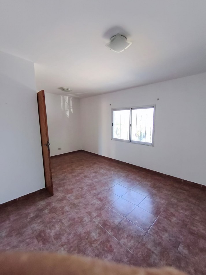 DEPARTAMENTO DE 4 AMBIENTES EN ALQUILER EN SAN MIGUEL -  CRUCE CASTELAR