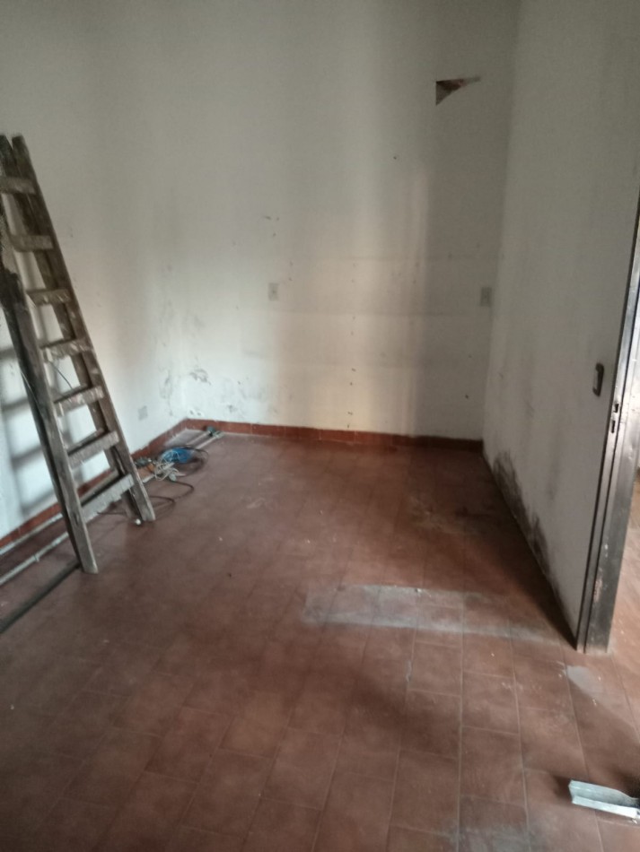 LOCAL EN ALQUILER EN SAN MIGUEL / CRUCE CASTELAR