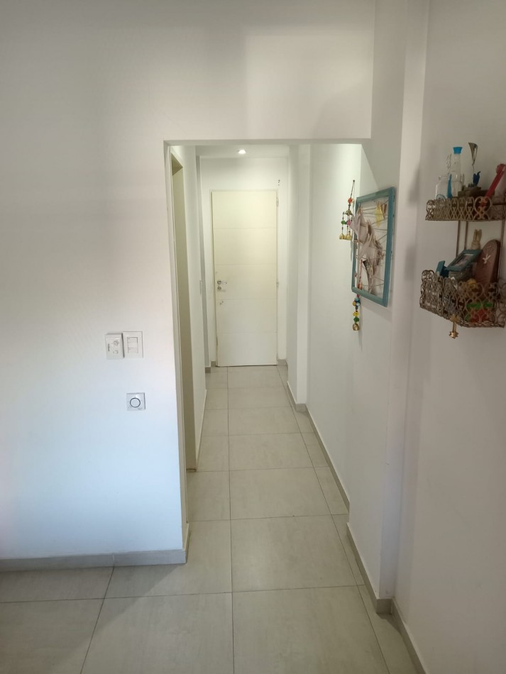 DEPARTAMENTO DE 3 AMBIENTES CON COCHERA