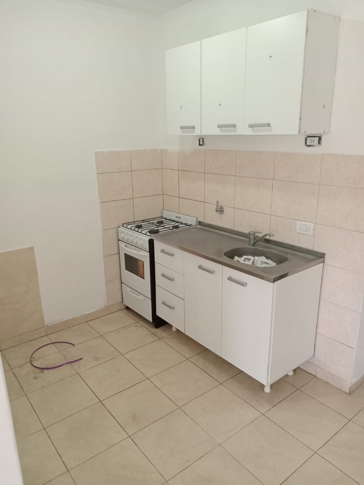 DEPARTAMENTO DE 3 AMBIENTES EN ALQUILER EN JOSE C PAZ