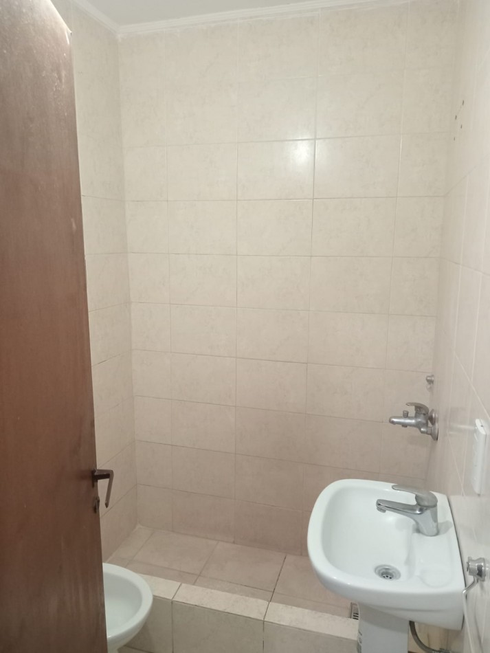 DEPARTAMENTO DE 3 AMBIENTES EN ALQUILER EN JOSE C PAZ