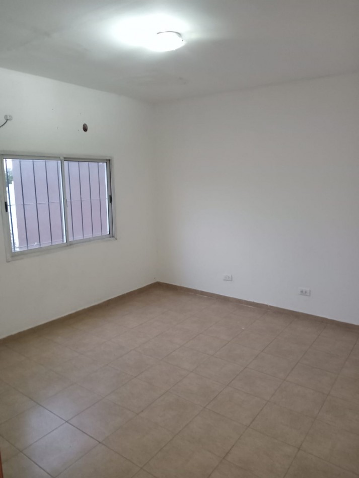 DEPARTAMENTO DE 3 AMBIENTES EN ALQUILER EN SAN MIGUEL - CRUCE CASTELAR