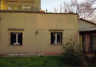 CASA CON PILETA EN VENTA EN SAN MIGUEL